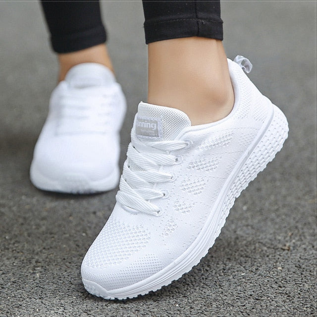 Women Shoes Super Light Sneakers For Women Vulcanize Shoes Sport Basket Femme Walking White Sneakers Women Casual Tenis Feminino