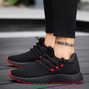 Men Sneakers Black Mesh Breathable Running Sport Shoes Male Lace Up Wear-resistant Men Low Athletic Sneakers zapatillas hombre