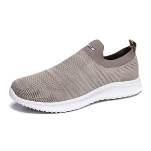 Shoes Men Sneakers Men Comfortable Flyknit Slip On Casual Lazy Shoes Lightweight Couple Sock Sneakers Zapatillas Hombre Footwear