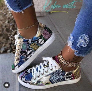 PU Leather Flat with Snake Pattern Shoes Women Lace-up Fashion Printed Female Sneakers New Leisure Women Sneaker Footwear 2020