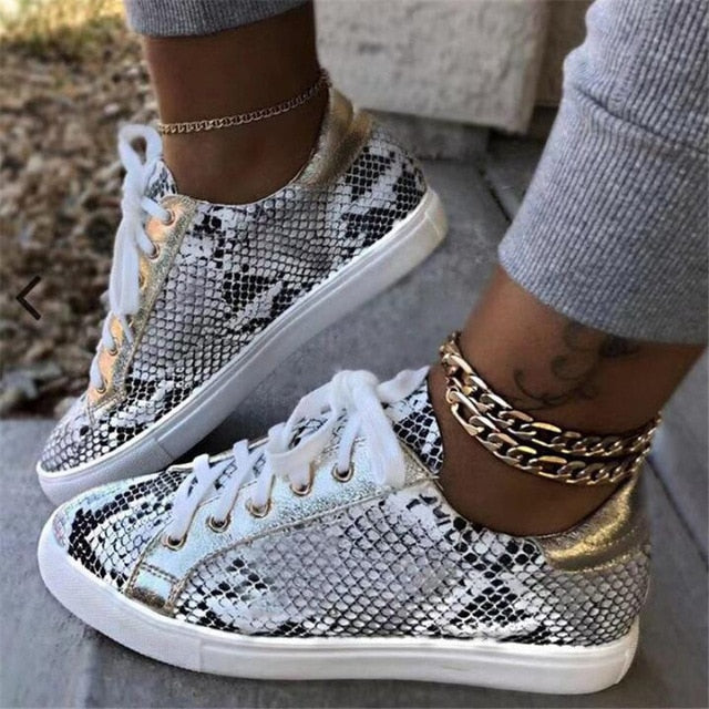 Women Snake Printing PU Leather Vulcanized Shoes Lace up Female Sneakers Fashion New Platform Woman Shoes Walking Footwear